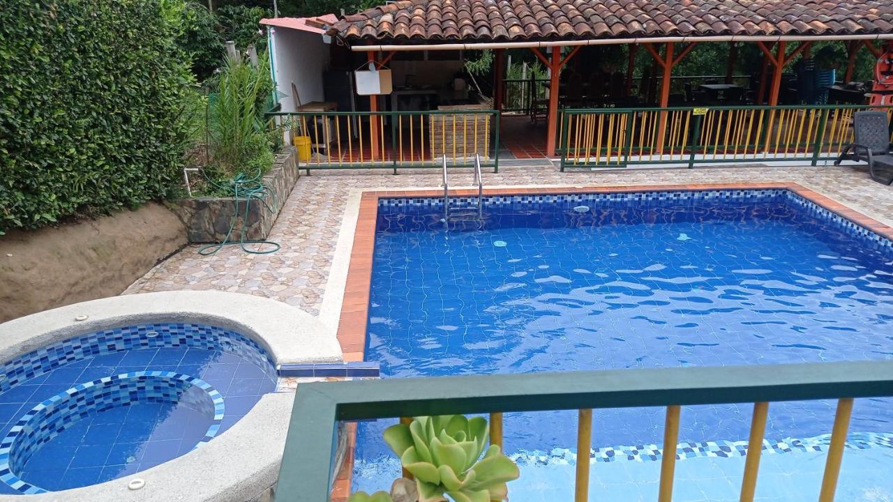 Finca Hotel Villa Mariana Montenegro Zewnętrze zdjęcie